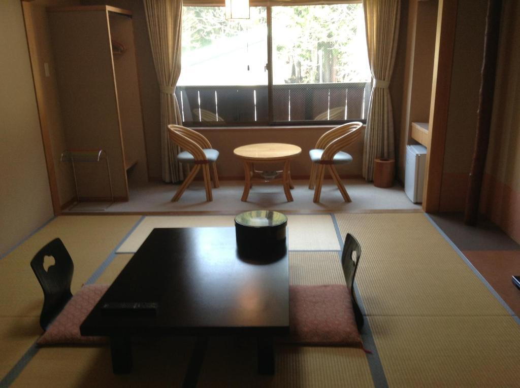 Bergtour Marukita Hotel Hakuba Exterior foto
