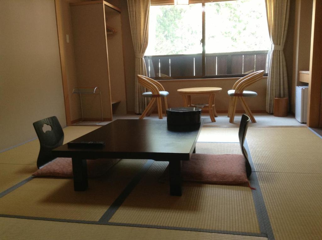 Bergtour Marukita Hotel Hakuba Exterior foto