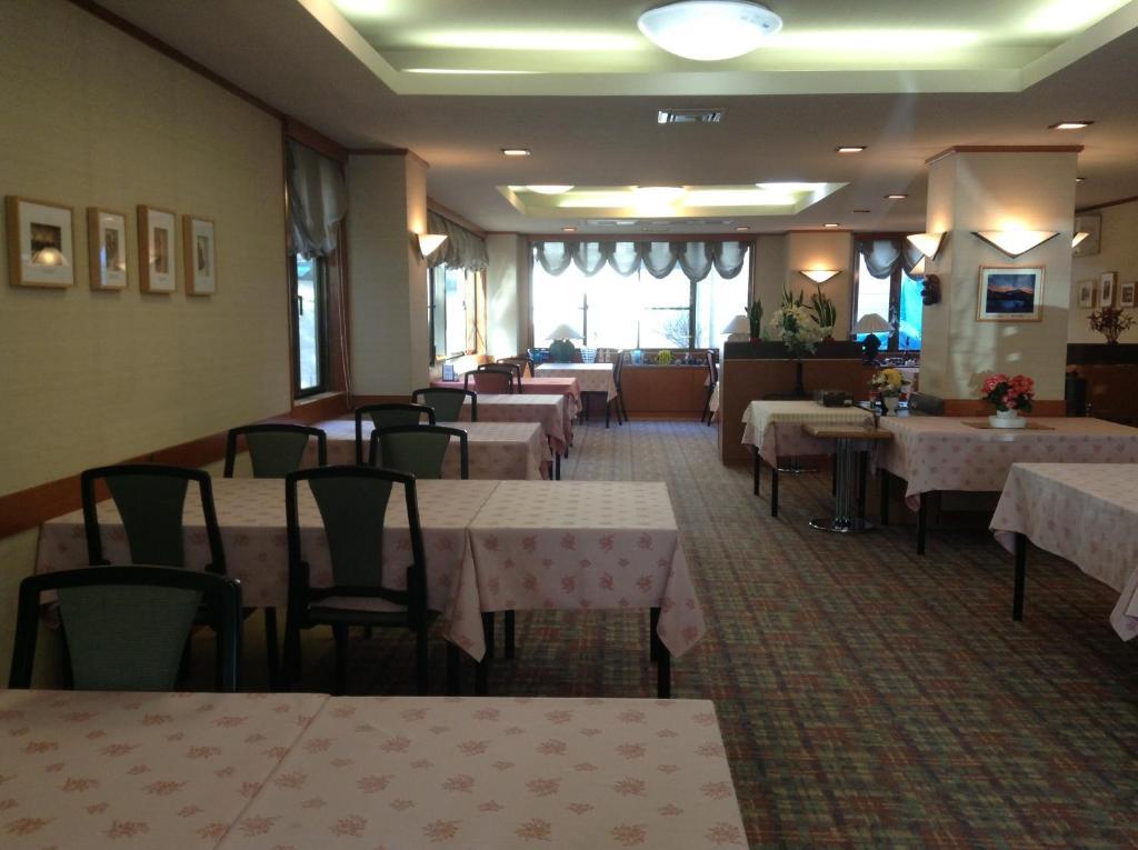 Bergtour Marukita Hotel Hakuba Exterior foto